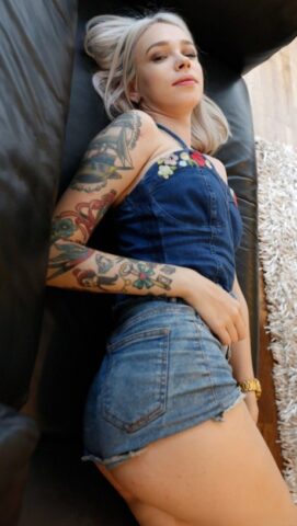 Inked Russian slut Arteya Dee strips & touches herself before fucking in POV