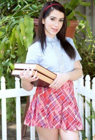 74997755_002_2cb7 Teen amateur Joseline Kelly unveils her cute ass and natural tits outdoors