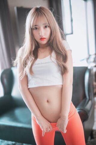83106367_003_43c3 KoreanBeautyHome Hot Porn Pics